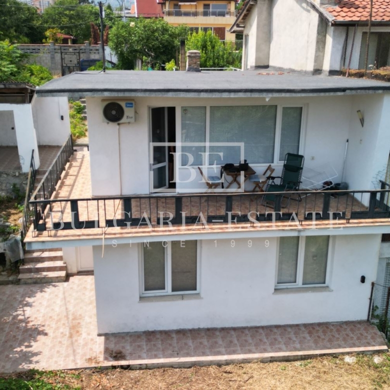 Two-storey house in St. St. Constantine and Helena - 0