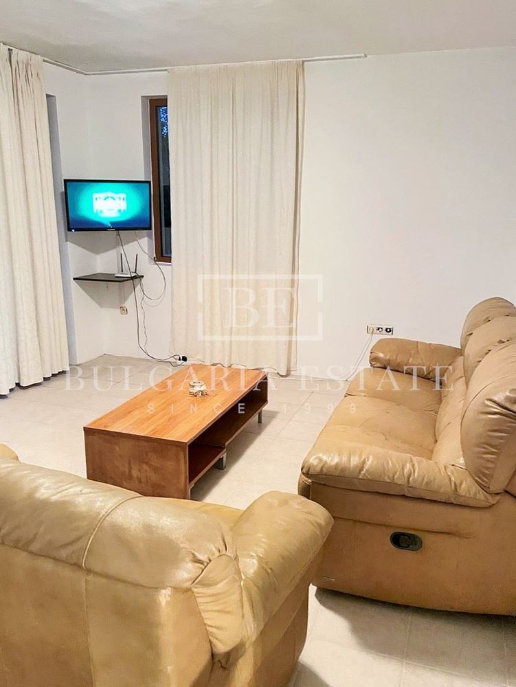 House - Breeze, 2 PARKING AND GARAGE-0 House - Breeze, 2 PARKING AND GARAGE - 0