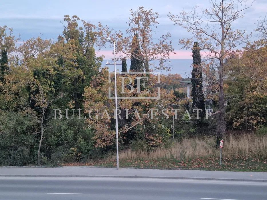 Двухкомнатная квартира с парковочным местом в Евксинограде - 70 кв.м - 0