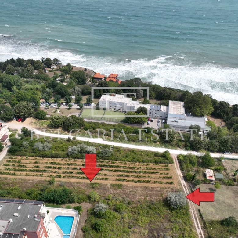 Lovely plot of land for sale in the town of Byala - 0