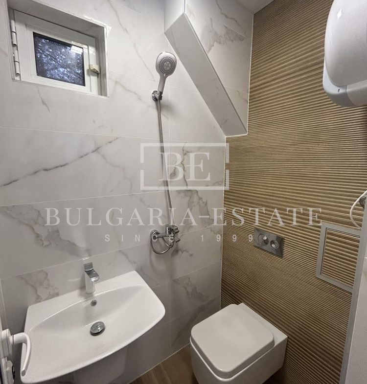 Gewerblicher Standort-Diner zur Miete roter Platz - 0