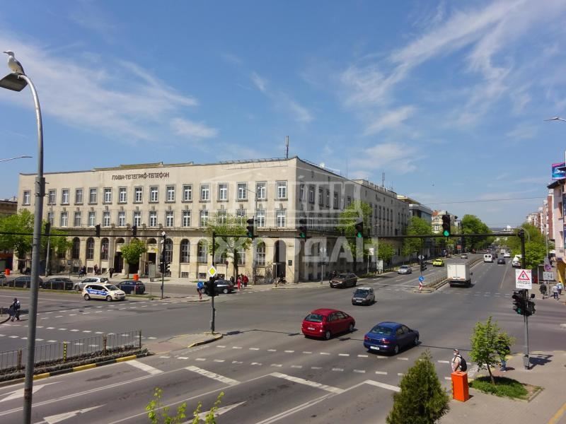 Офис 117кв.м - Катедралата - 0