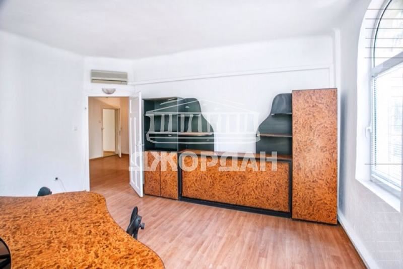 Продажба Къща гр. Варна - Идеален Център 600m² - 0