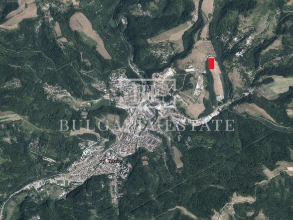 🌲 EXCLUSIVE BY BULGARIA ESTATE - Attractive plot in the town of. An attractive property in Tryavna - 0