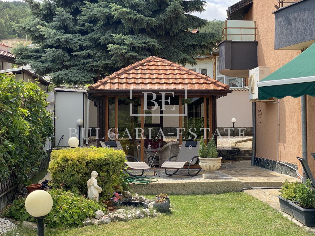 Роскошный дом с двором в деревне Рогачево - всего в 10 минутах от пляжей Албены! Роскошный дом с двором в деревне Рогачево - всего в 10 минутах от пляжей Албены! - 0