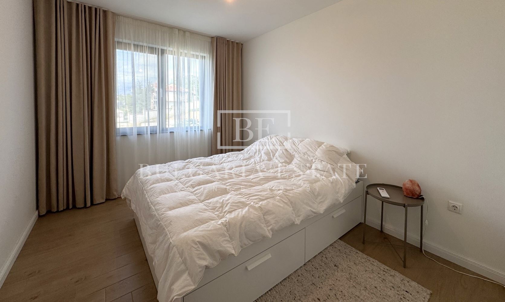 Обзаведен тристаен (98 кв.м.) в бутикова сграда с АКТ 16, м-т Св. Никола, готов за нанасяне-0 Обзаведен тристаен (98 кв.м.) в бутикова сграда с АКТ 16, м-т Св. Никола, готов за нанасяне - 0