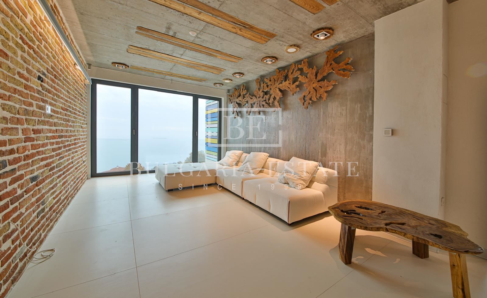 СУПЕР РОСКОШНАЯ КВАРТИРА В АРЕНДУ С 3 СПАЛЬНЯМИ, 2 ВАННЫМИ КОМНАТАМИ, ТЕРРАСОЙ И УНИКАЛЬНЫМ ВИДОМ НА МОРЕ - 0