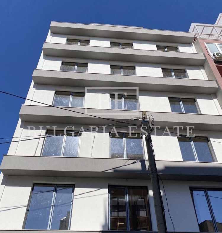 Two-bedroom apartment 98 sq.m. with Permission for use 14, 6th of 8 floor, elevator, parking space - 0