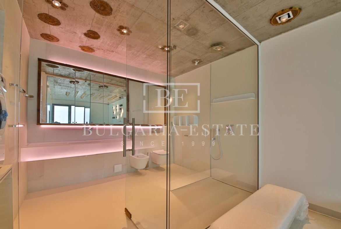 СУПЕР РОСКОШНАЯ КВАРТИРА В АРЕНДУ С 3 СПАЛЬНЯМИ, 2 ВАННЫМИ КОМНАТАМИ, ТЕРРАСОЙ И УНИКАЛЬНЫМ ВИДОМ НА МОРЕ - 0