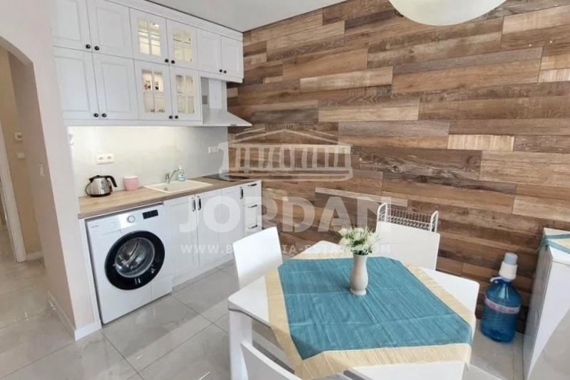 3-комнатная квартира в городе. Варна - Зимний кинотеатр Тракия 102м² - 0