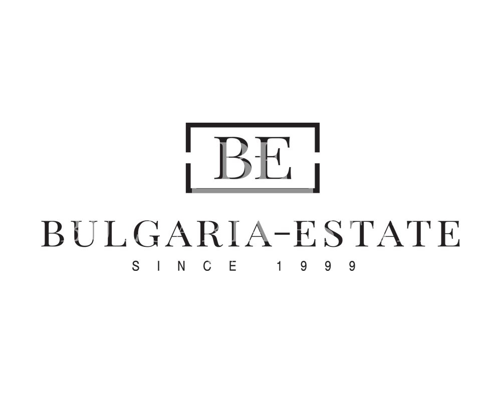 БЪЛГАРИЯ ЕСТЕЙТ предлага за продажба тристаен обзаведен апартамент с паркомясто - 0
