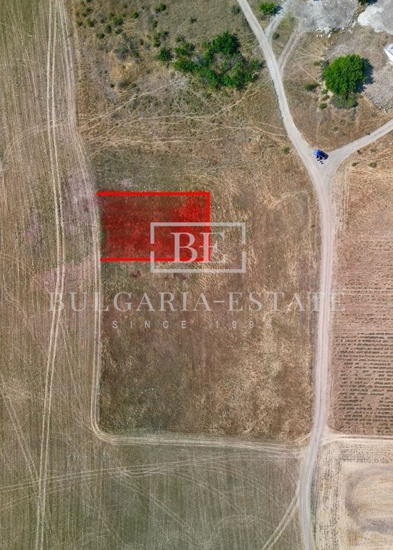 Парцел - УПИ - регулация с ПУП - село Здравец, общ. Аврен до Еко комплекса - 0