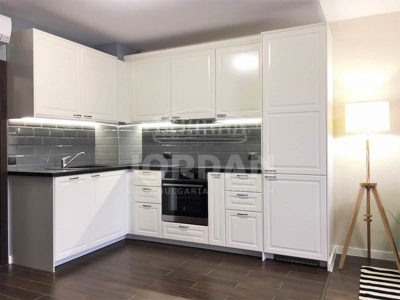 Двустаен апартамент - м-т Траката - 0