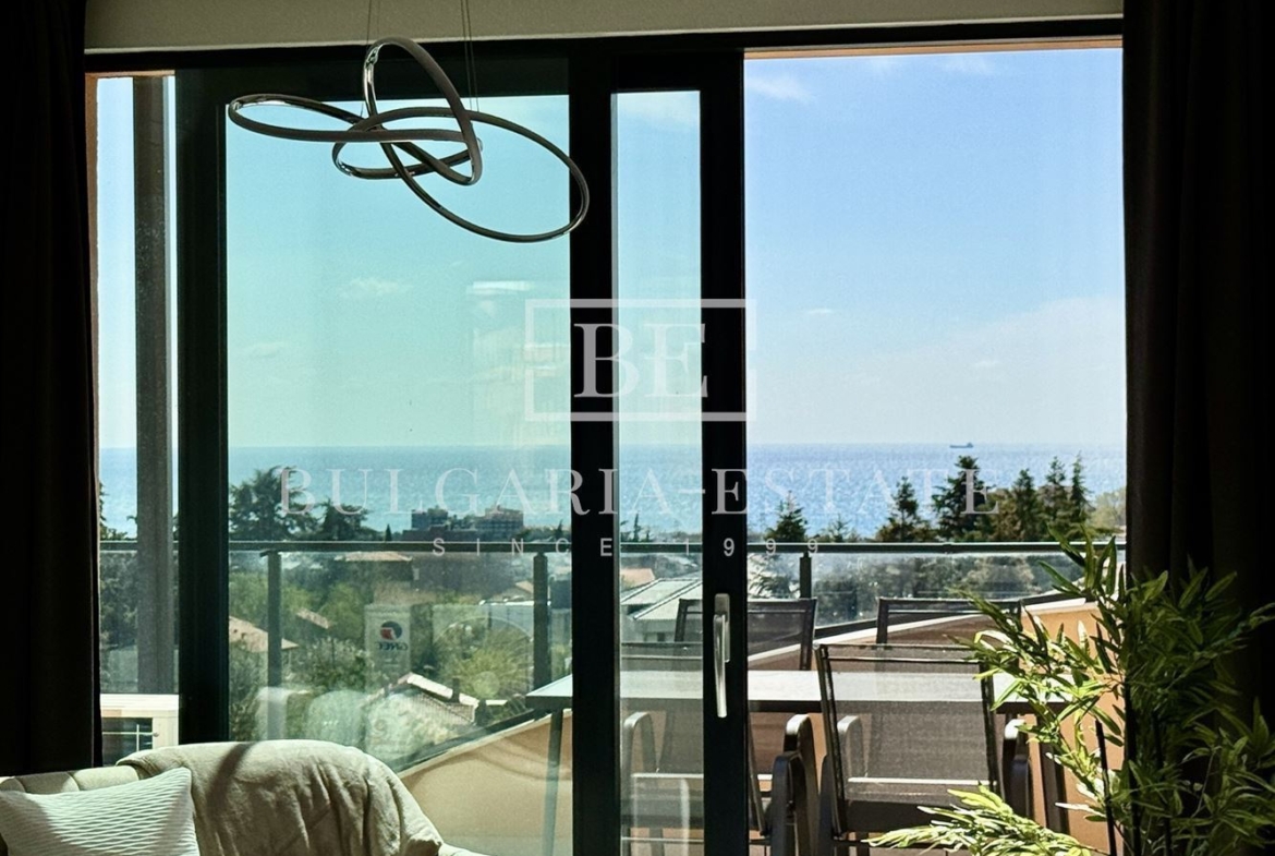 Роскошные апартаменты с 2 спальнями и видом на море, парковочное место, St. Св. Константин и Елена - 0