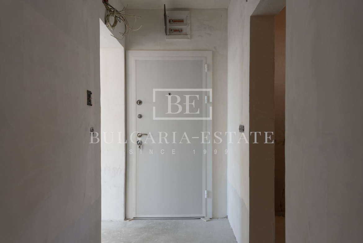 3-стаен апартамент с веранда, АКТ 16! м-т Евксиноград, гр. Варна - 0