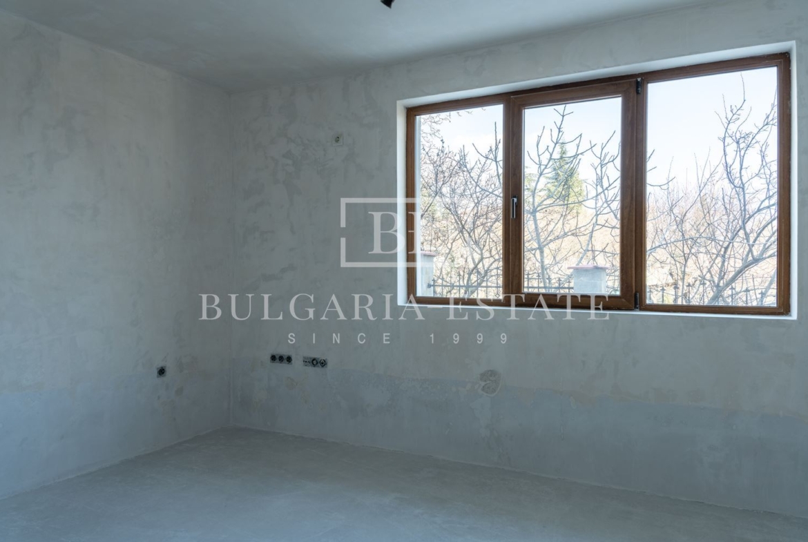 3-стаен апартамент с веранда, АКТ 16! м-т Евксиноград, гр. Варна - 0