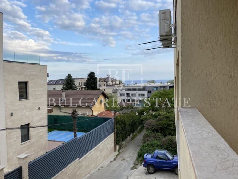 Замечательная 2-комнатная квартира в аренду в Бризе - 0