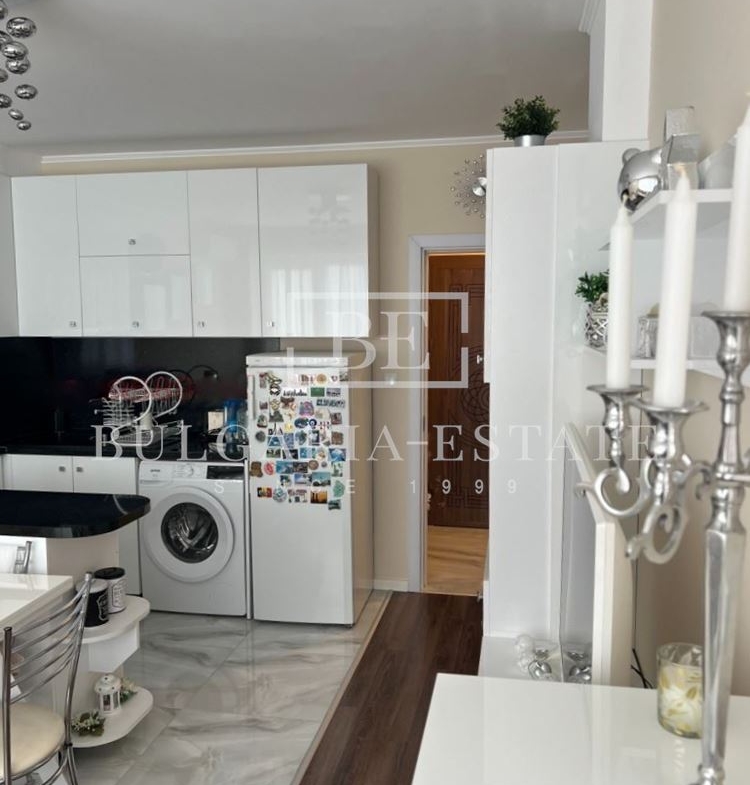 Нов двустаен апартамент под наем в кв. Кайсиева градина - 0