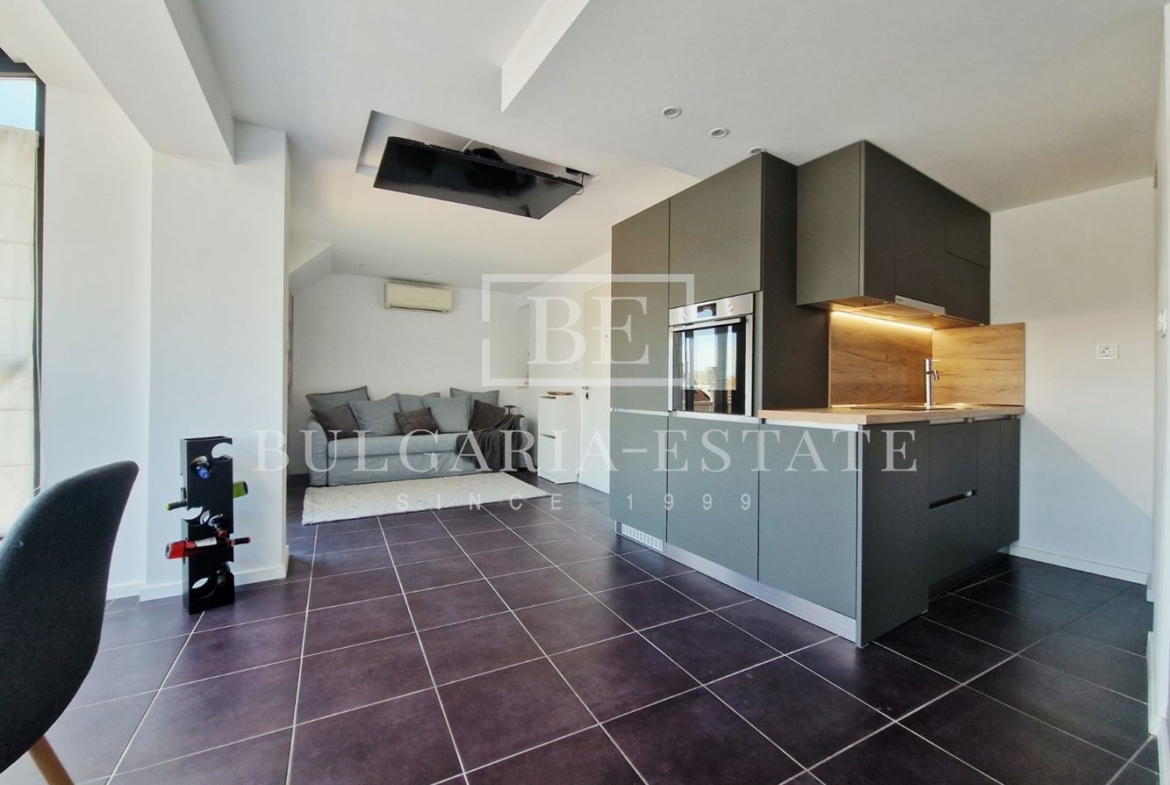 Top Studio - Севастополь - 0