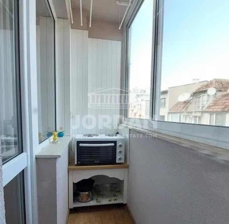 3-комнатная квартира в городе. Варна - Зимний кинотеатр Тракия 102м² - 0