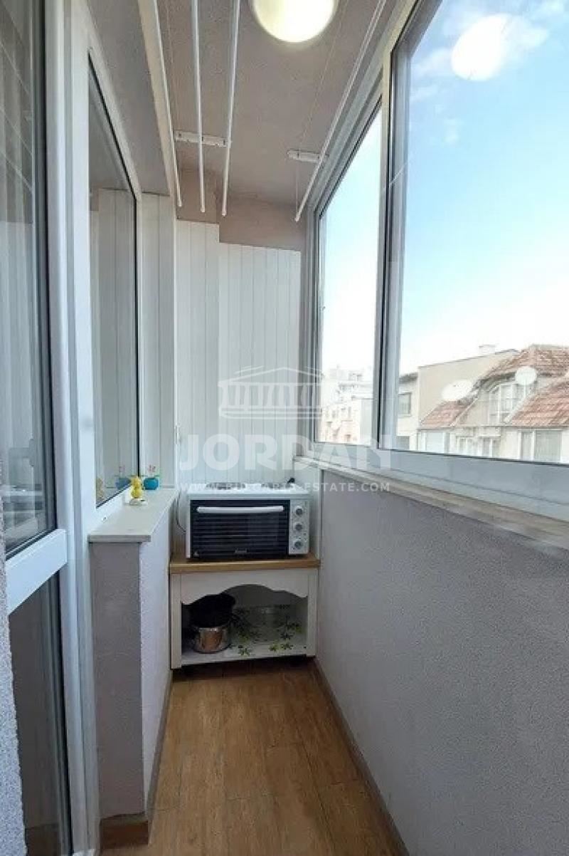 3-комнатная квартира в городе. Варна - Зимний кинотеатр Тракия 102м² - 0