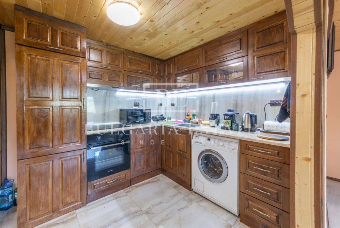 House with a yard of 600 sq.m and two residential levels 300 m from the main road in Trakata - 0