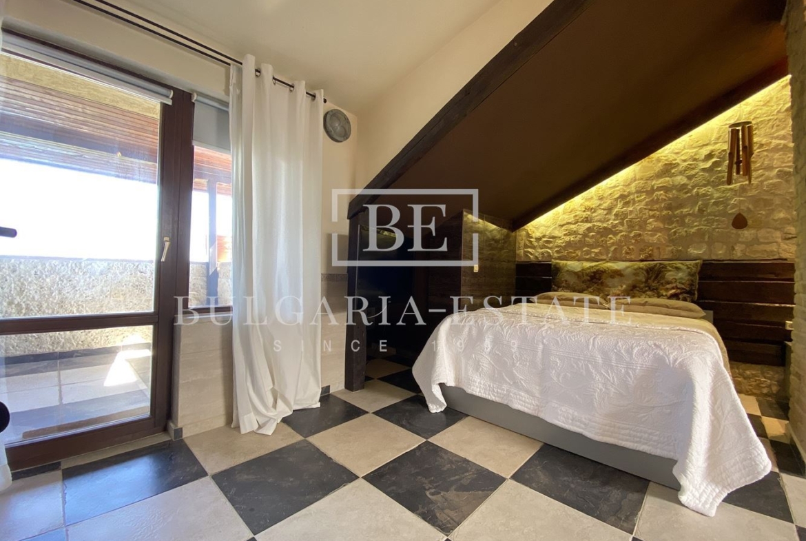 Элитный дом с бассейном, сауной, рядом с пляжем Кабакум, город. 515 кв. м. Площадь этажа, 4 спальни - 0