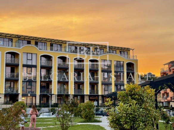 EXKLUSIV! Luxuriöse Wohnung mit einem Schlafzimmer, St. St. Konstantin und Helena - 0