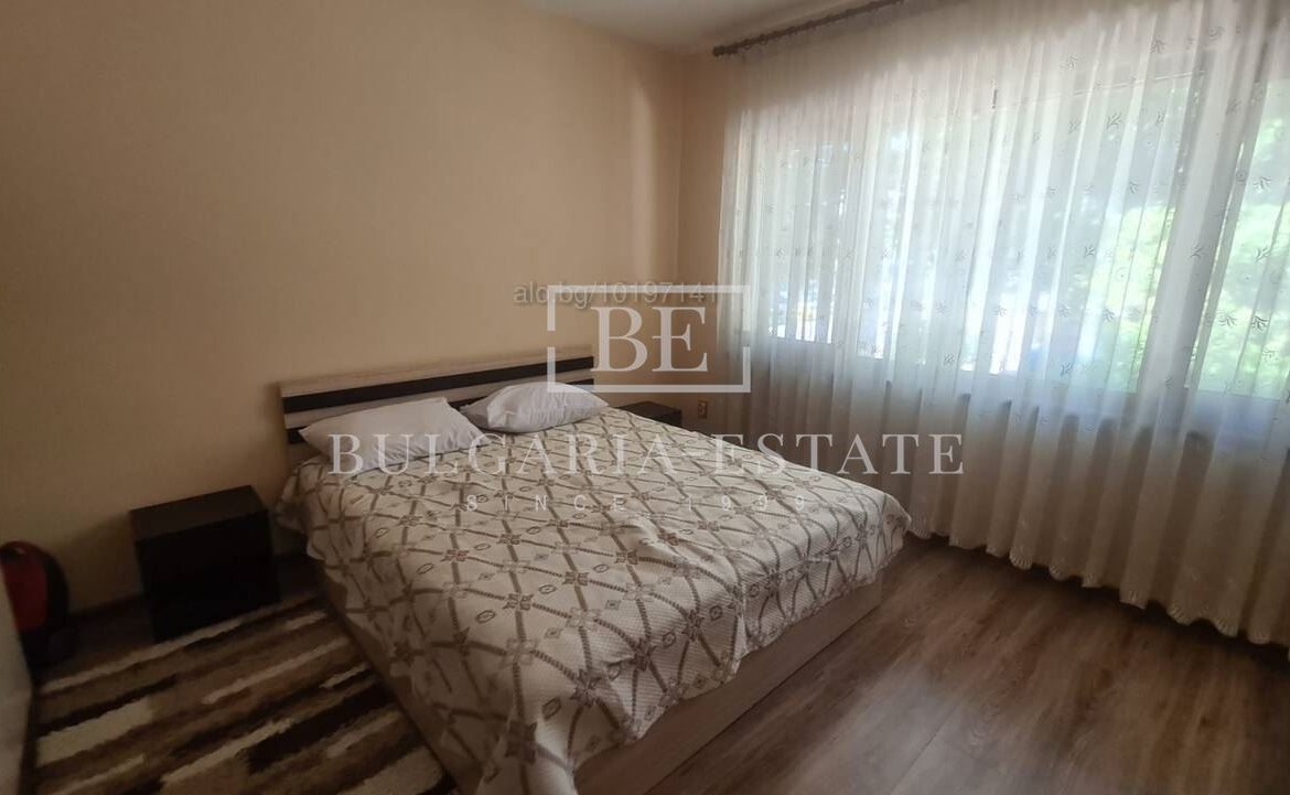 🏡 Трехкомнатная квартира в аренду рядом с Красной площадью - ВИНС, Морской сад, Центр, Варна - 0