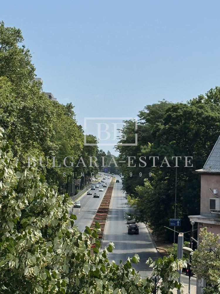 Център Варна – 96 кв.м тристаен до Морската градина и ВИНС, ново строителство, акт 16 - 0