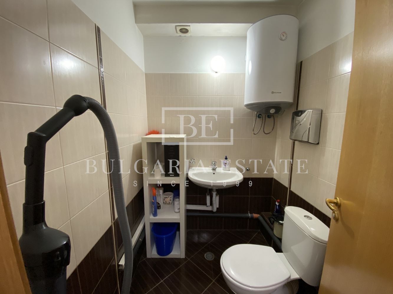 Room with status SHOP, used as an office - ul. CHATALJA 20-0 Room with status SHOP, used as an office - ul. 20 - 0