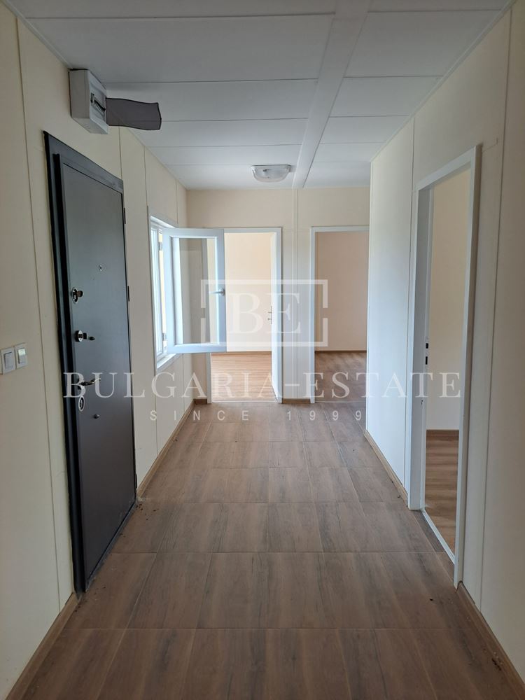 Просторна и модерна къща в село Чайка, община Провадия-0 Просторна и модерна къща в село Чайка, община Провадия - 0