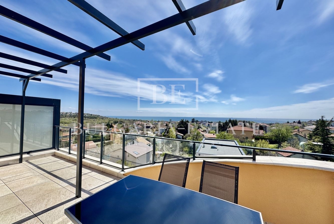 Роскошные апартаменты с 2 спальнями и видом на море, парковочное место, St. Св. Константин и Елена - 0