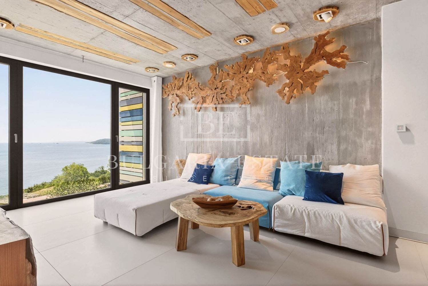 СУПЕР РОСКОШНАЯ КВАРТИРА В АРЕНДУ С 3 СПАЛЬНЯМИ, 2 ВАННЫМИ КОМНАТАМИ, ТЕРРАСОЙ И УНИКАЛЬНЫМ ВИДОМ НА МОРЕ - 0