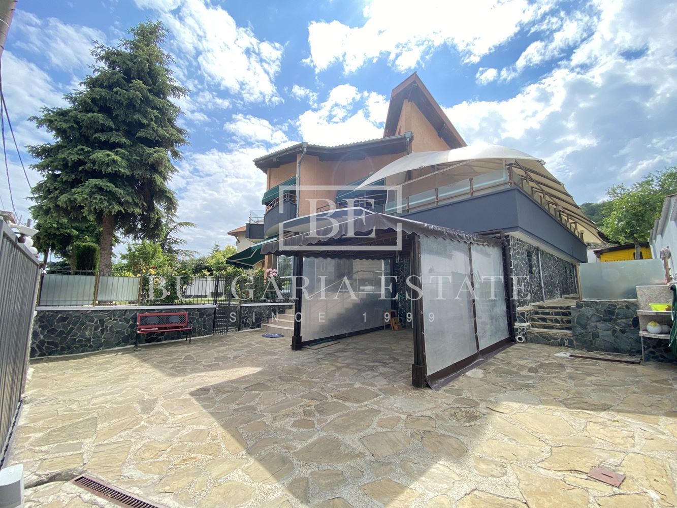 Роскошный дом с двором в деревне Рогачево - всего в 10 минутах от пляжей Албены! Роскошный дом с двором в деревне Рогачево - всего в 10 минутах от пляжей Албены! - 0