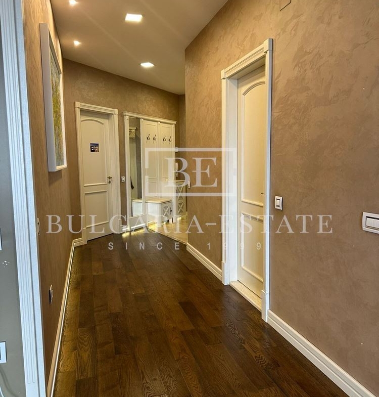 Мезонет с 4 спаплни, 5 минути пеша от Морската Градина, кв. Бриз, 225 кв.м. - 0