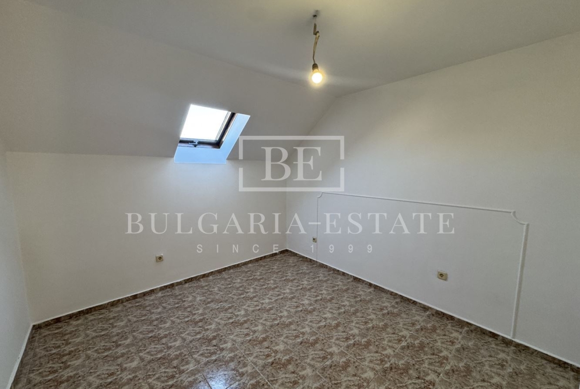 Geräumige und gemütliche Wohnung zur Miete - Kolkhozen Marktgebiet, Varna - 0