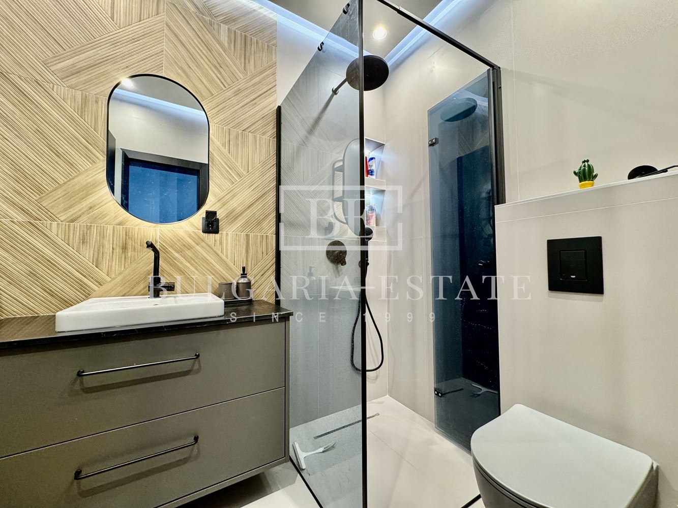 🌟 Двустаен апартамент в Бела Вита – 60 кв.м, етаж 4 | 185 000 € - 0