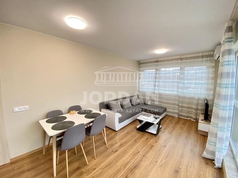 TOP 2-Zimmer-Wohnung mit Meerblick aus dem 11. Stock, k.s. AKADEMIKA, gr. Varna, sq. 0