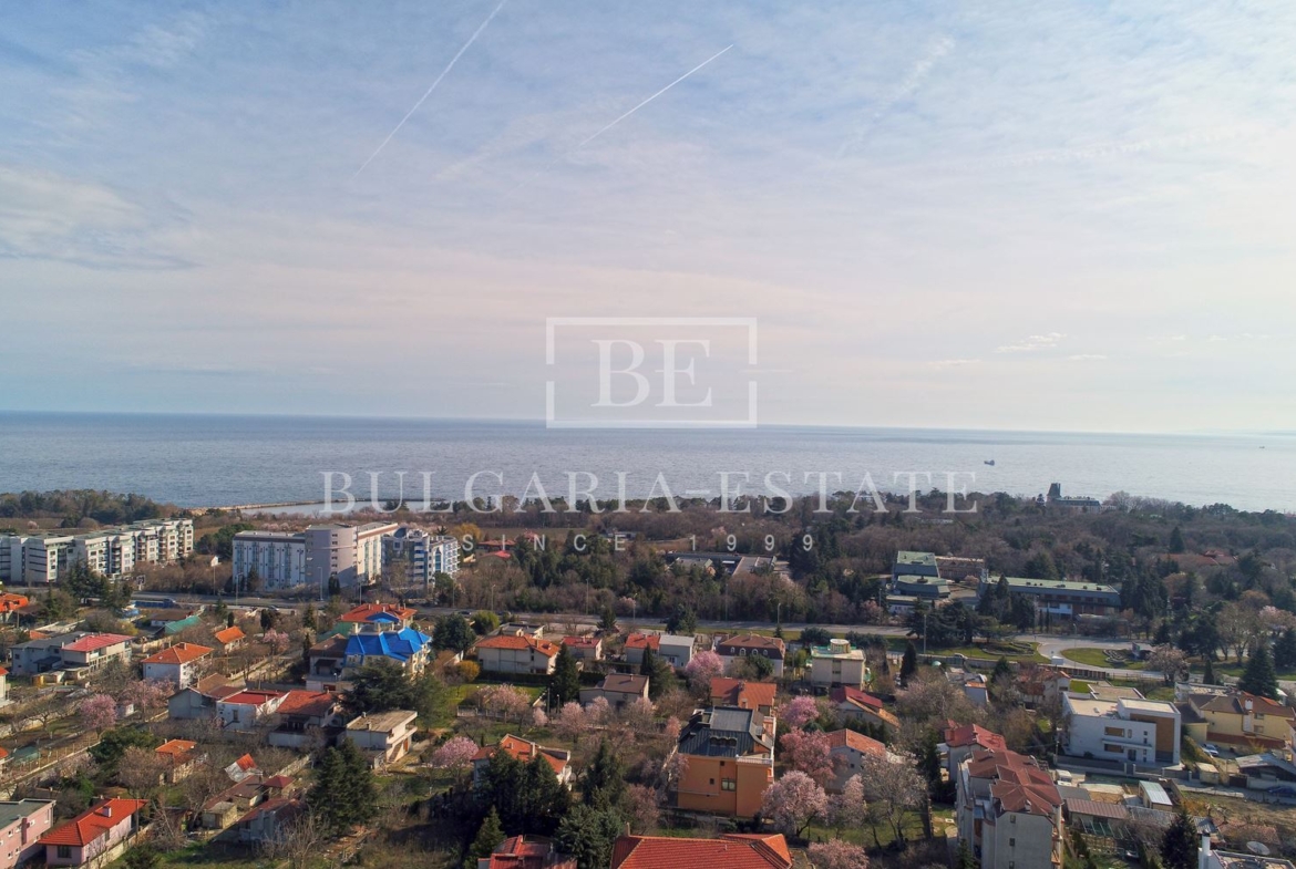 3-стаен апартамент с веранда, АКТ 16! м-т Евксиноград, гр. Варна - 0