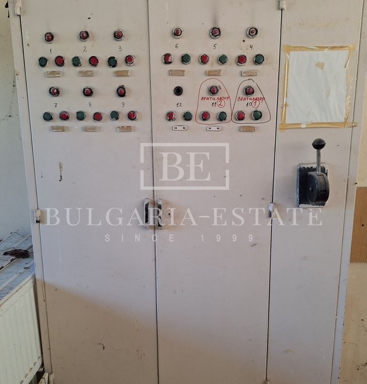 Exclusive offer of Bulgaria-Estate!!! Industrial building with 4 warehouses and plot 9 725 sq.m - 0