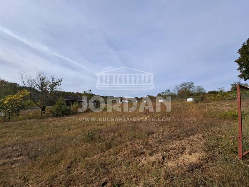 Участок под жилое строительство - Ракитника - 0