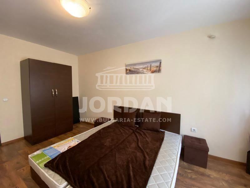 One-bedroom apartment - Regional Hospital - 0