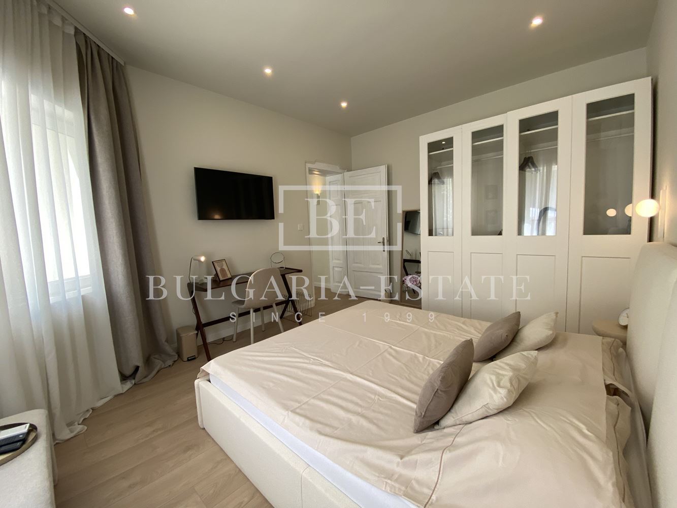 2-СТАЕН - ЦЕНТЪР - 0