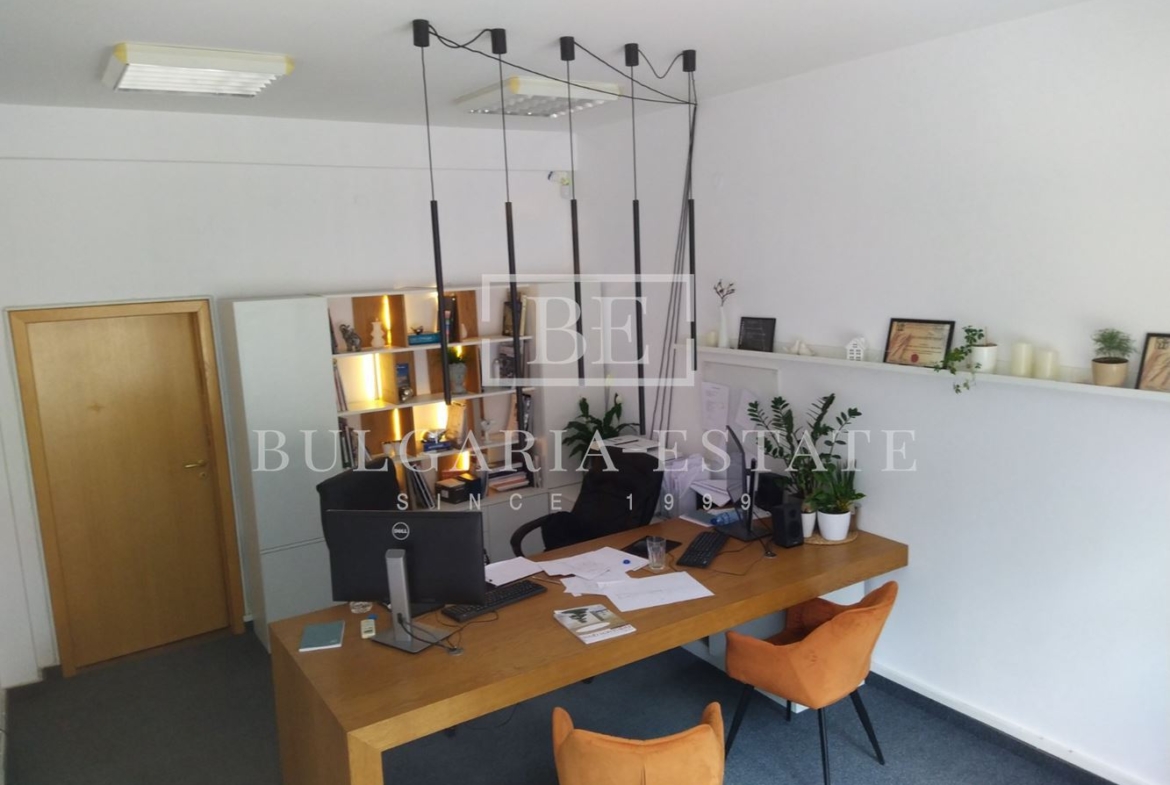 Room with status SHOP, used as an office - ul. 20 - 0