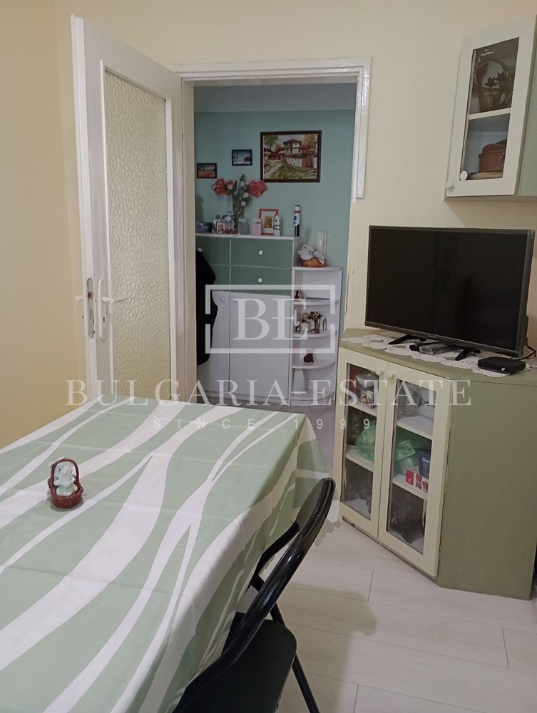 Просторен 4-стаен апартамент във „Възраждане 4“ – готов за нанасяне! - 0