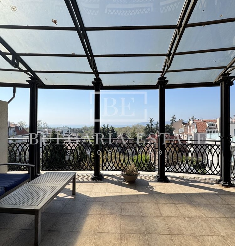 Мезонет с 4 спаплни, 5 минути пеша от Морската Градина, кв. Бриз, 225 кв.м. - 0