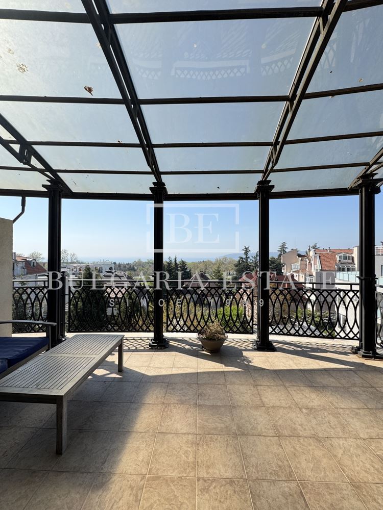 Мезонет с 4 спаплни, 5 минути пеша от Морската Градина, кв. Бриз, 225 кв.м. - 0