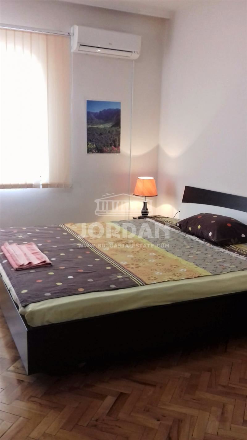 Тристаен апартамент до ФК-0 Тристаен апартамент до ФК - 0