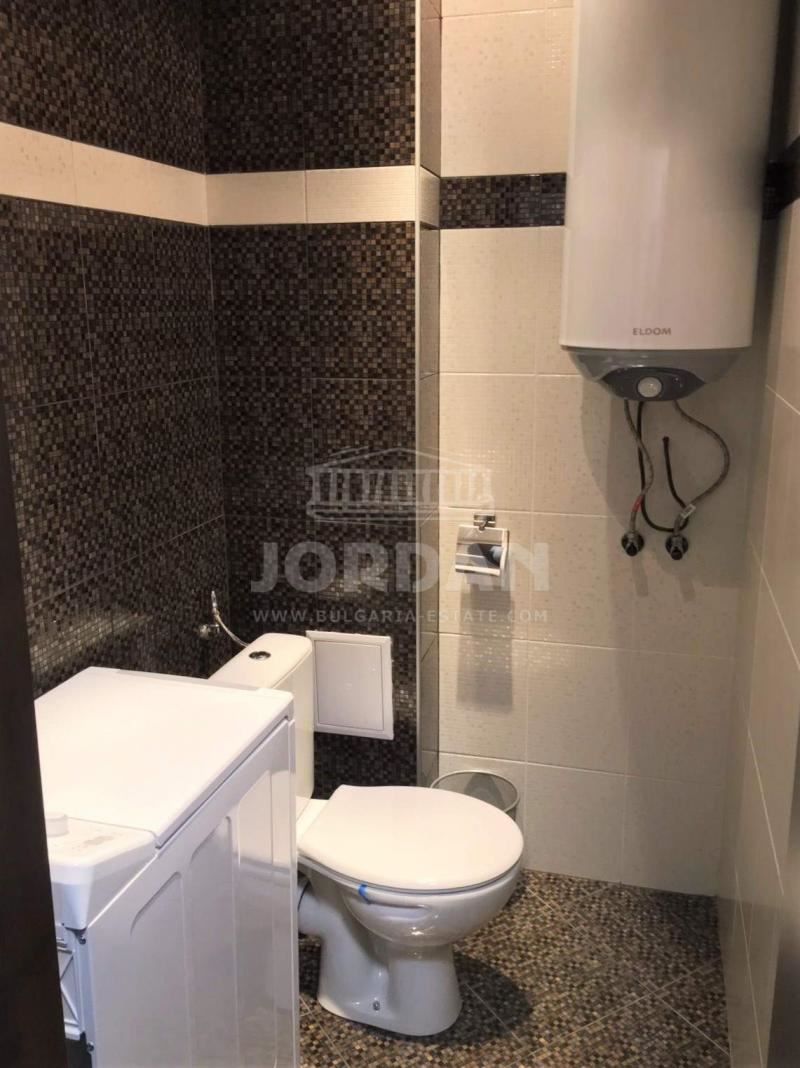 Двустаен апартамент - м-т Траката - 0